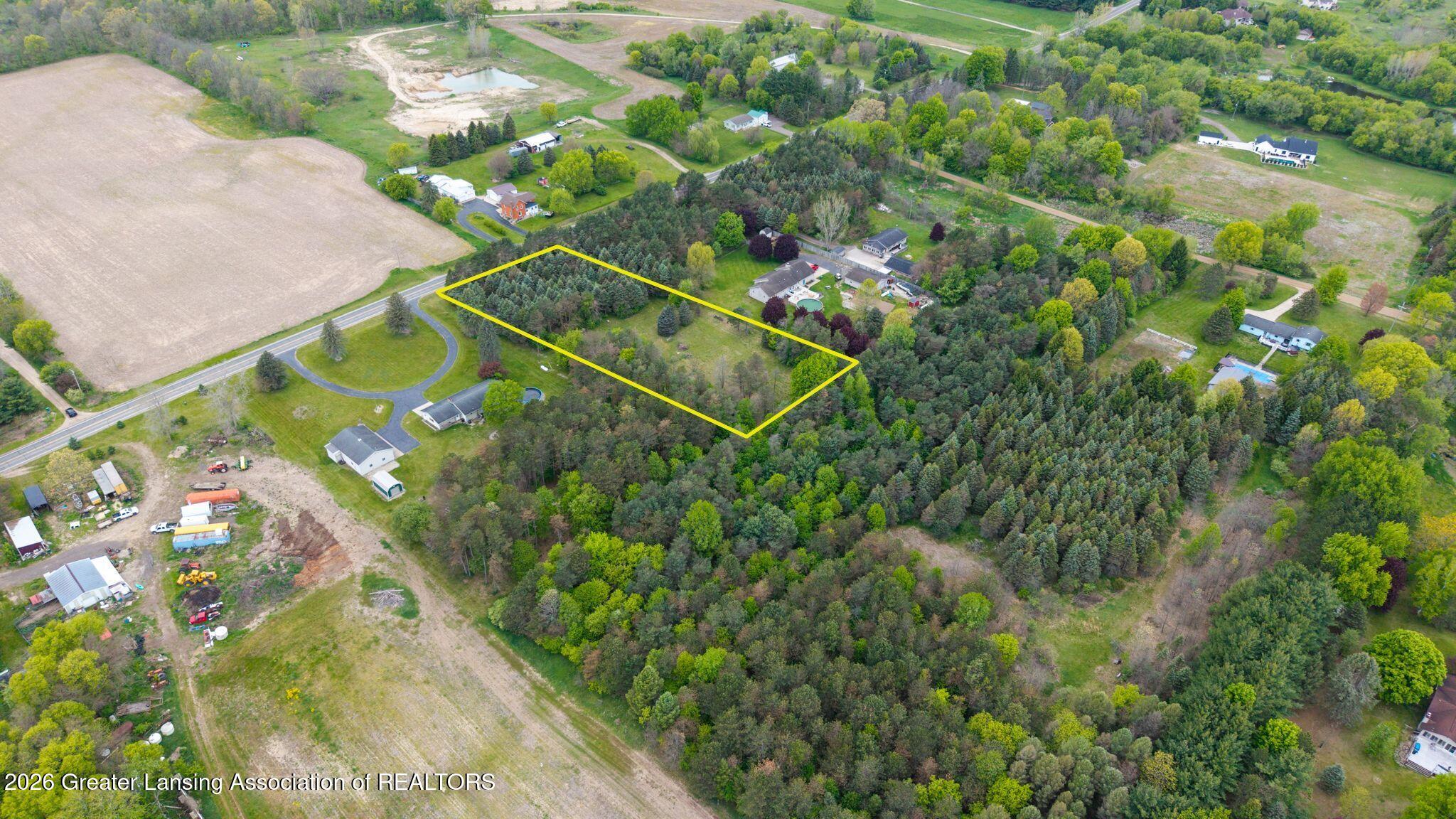 15131 South Jones Road Eagle, MI 48822 - Photo 2 of 19 _9wuq3AA