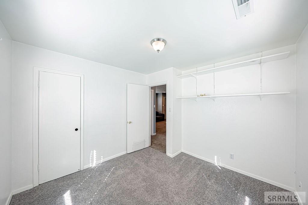 1040 Everett Avenue Pocatello, ID 83201 - Photo 29 of 37