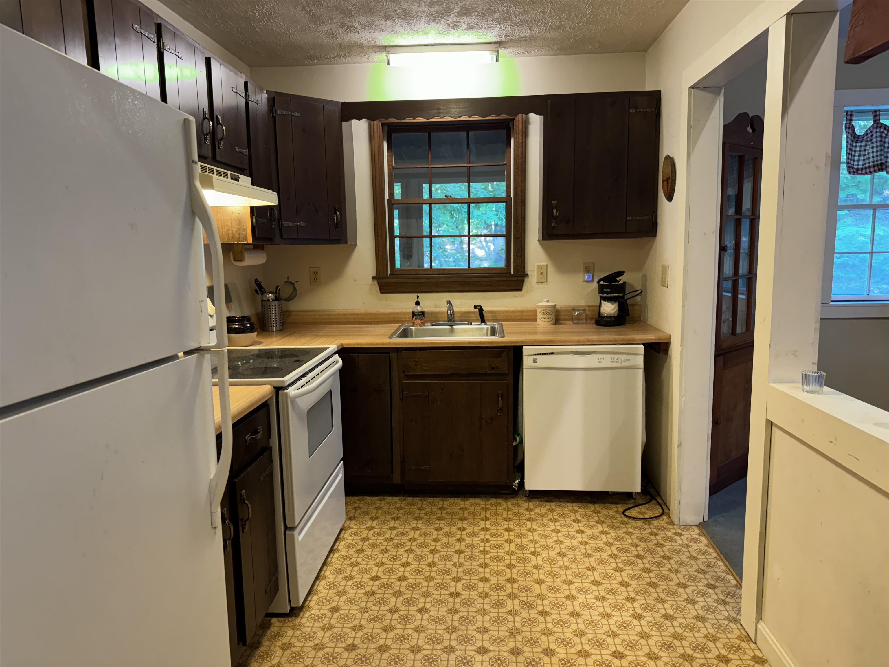 56 Bluffs Boulevard Ossipee, NH 03814 - Photo 9 of 40