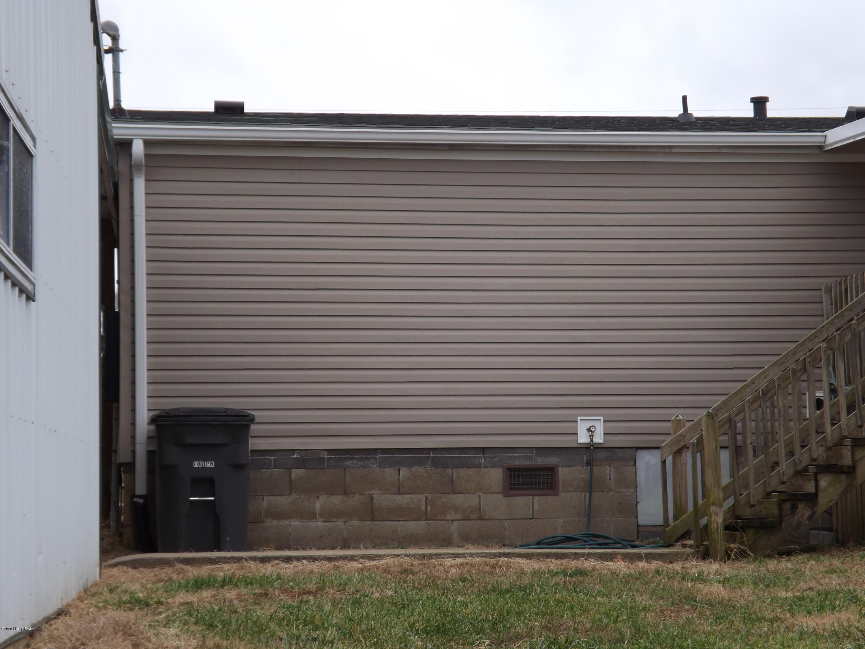 106 Fairmount Road Brandenburg, KY 40108 - Photo 9 of 47 DSCF6698