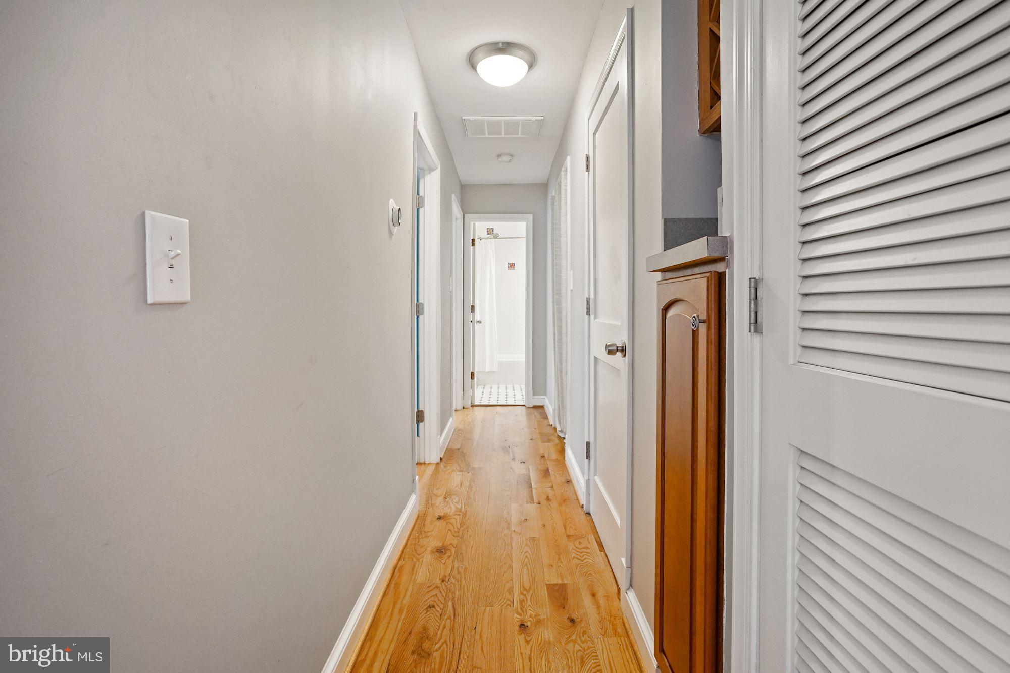 34 East Reed Avenue Alexandria, VA 22305 - Photo 11 of 24 Gallery Image 11