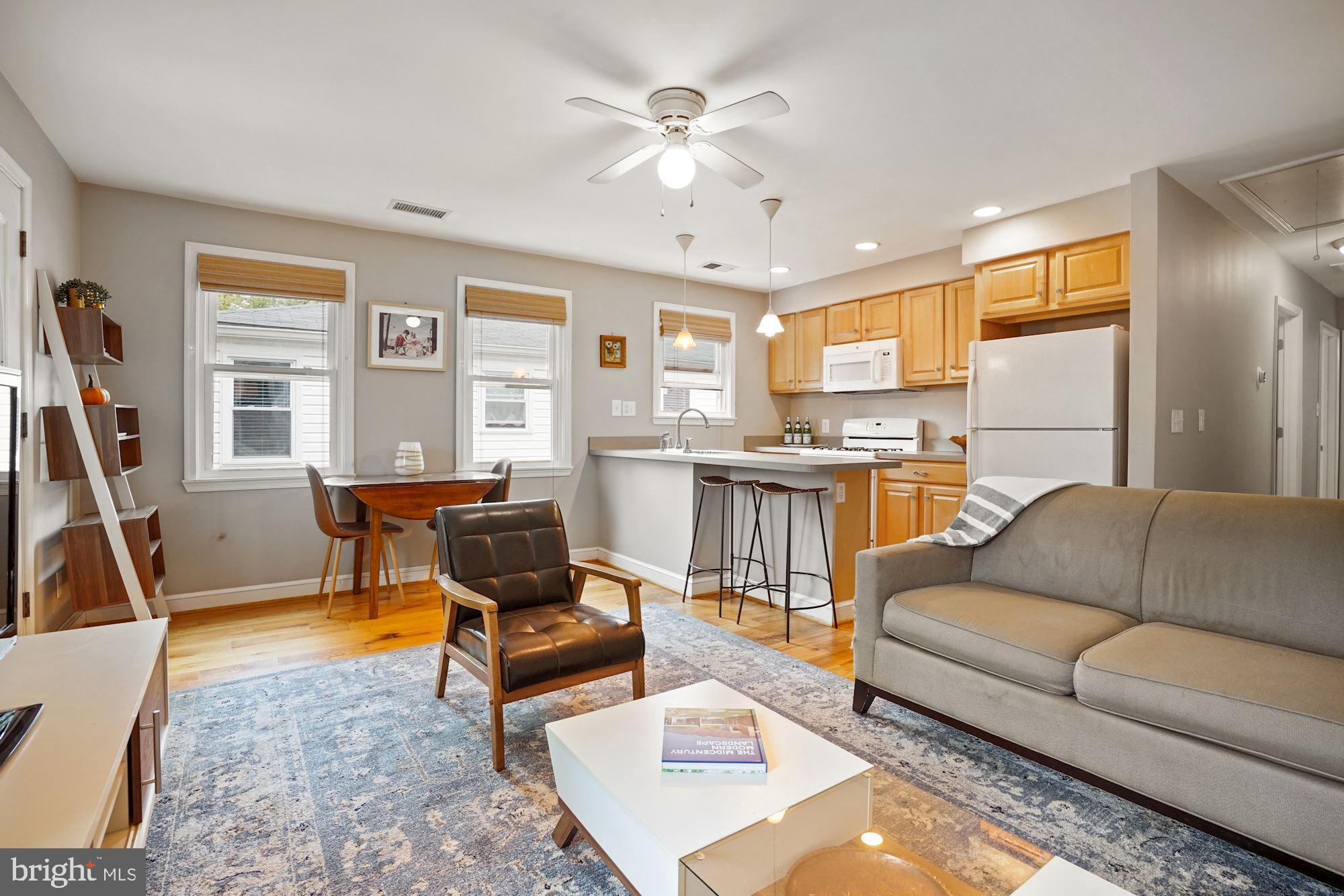 34 East Reed Avenue Alexandria, VA 22305 - Photo 3 of 24 Gallery Image 3