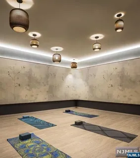 $1,098,000 | 320 Adolphus Avenue, Unit 907, Cliffside Park, NJ 07010