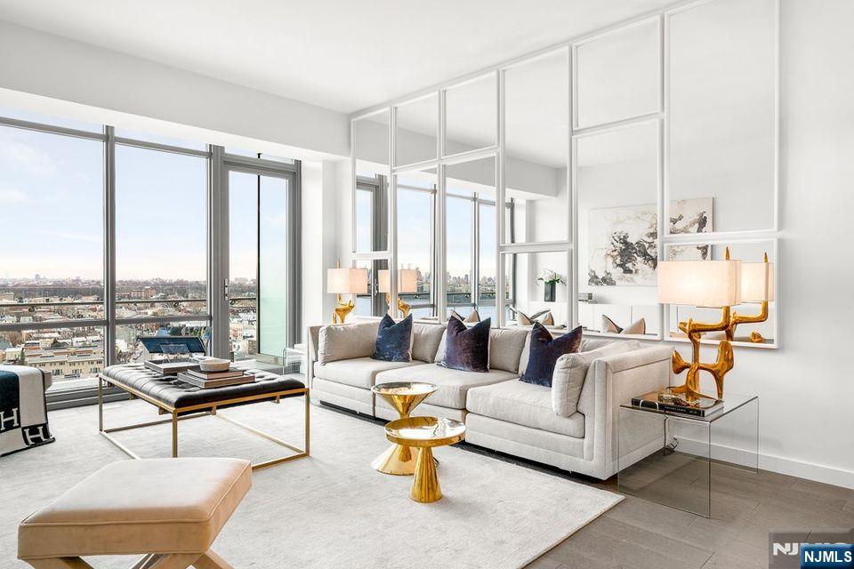 320 Adolphus Avenue, Unit 907 Cliffside Park, NJ 07010 - Photo 2 of 31