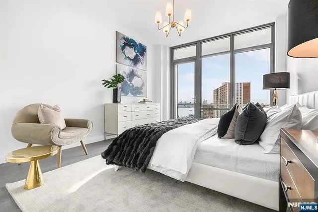 $1,098,000 | 320 Adolphus Avenue, Unit 909, Cliffside Park, NJ 07010