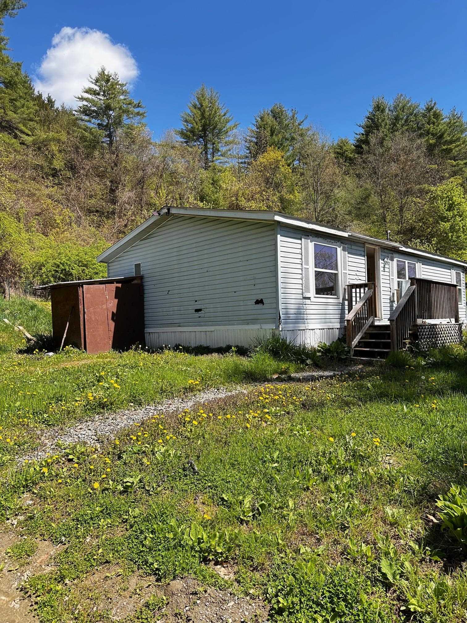 467 River Road South Putney, VT 05346 - Photo 2 of 20