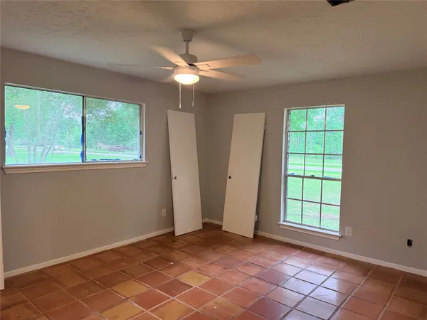 $2,200 | 2314 Roman Forest Boulevard, Roman Forest, TX 77357