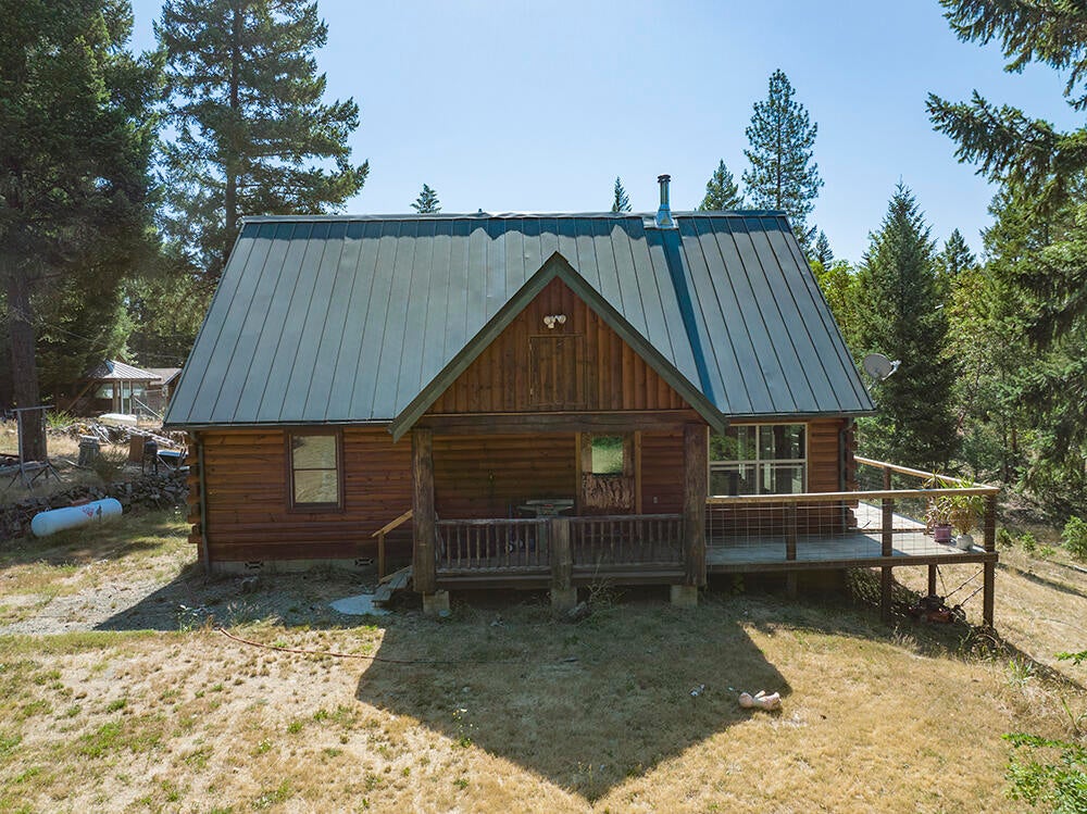 125 Warren Road Selma, OR 97538 - Photo 30 of 42 14