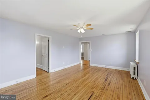 $575,000 | 272 East North Lane, Conshohocken, PA 19428