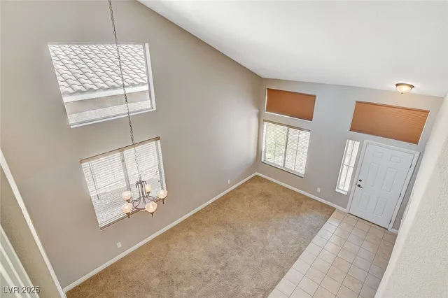 $2,400 | 688 Emerald City Avenue, Las Vegas, NV 89183