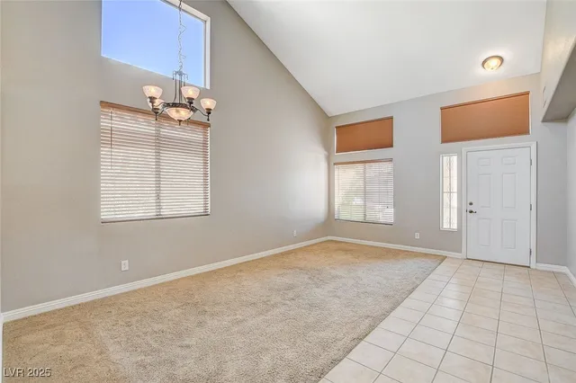 $2,400 | 688 Emerald City Avenue, Las Vegas, NV 89183