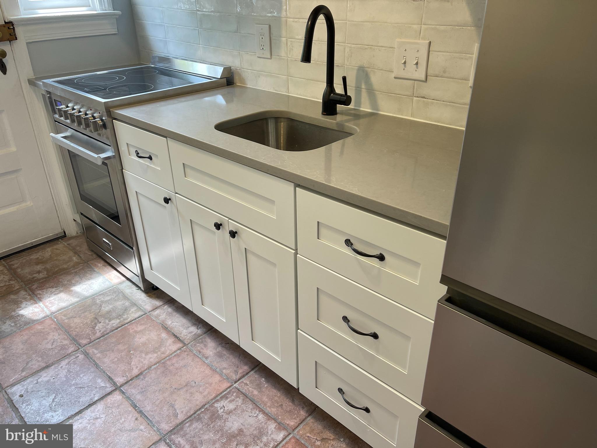 1 East Glebe Road, Unit A Alexandria, VA 22305 - Photo 11 of 24 Gallery Image 11