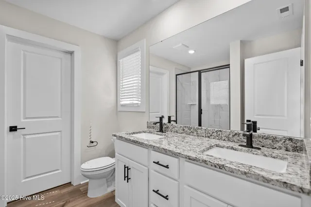 $403,900 | 70 Umbrella Palm Drive, Hampstead, NC 28443