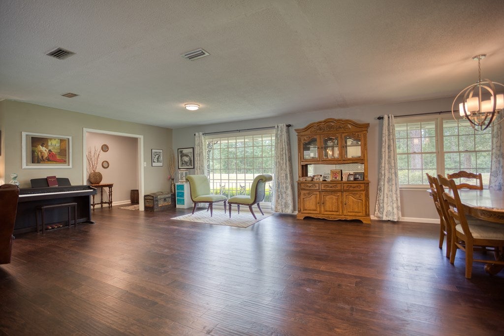 2581 Howell Road Lake Park, GA 31636 - Photo 10 of 45 Gallery Image 10