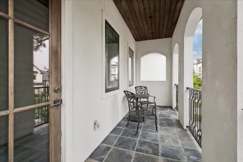 $899,000 | 1525 Early Lane, Houston, TX 77055