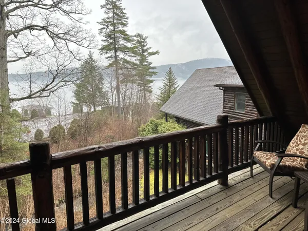 $25,000 | 3210 Lake Shore Drive, Unit LODGE 5 INTERVAL 10, Lake George, NY 12845