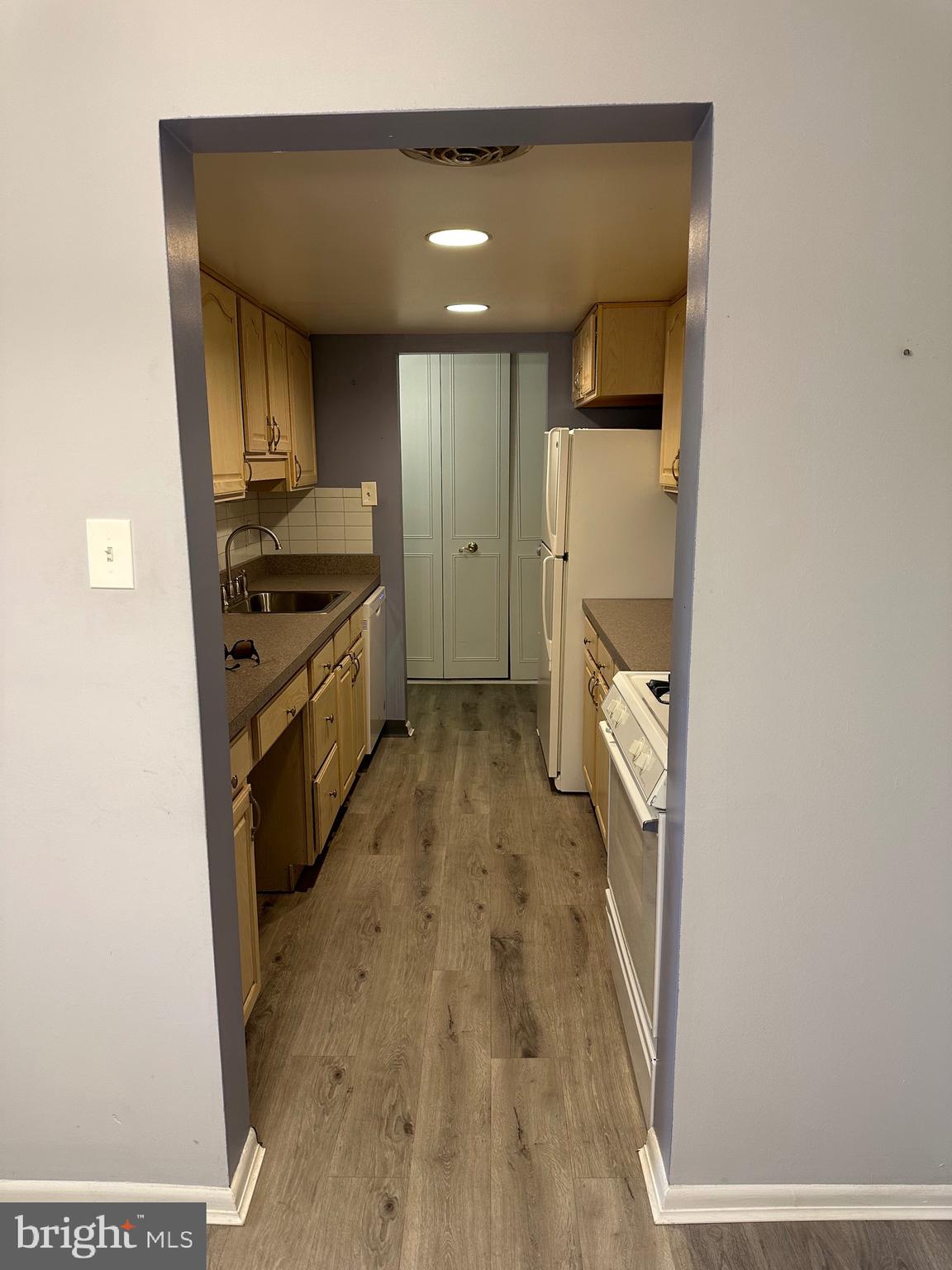 444 Drummers Lane Wayne, PA 19087 - Photo 7 of 18 Kitchen