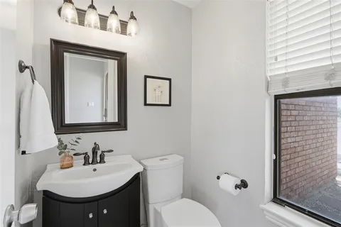 $450,000 | 1012 Colony Street, Flower Mound, TX 75028