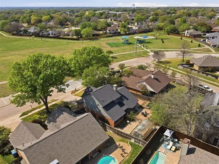 $450,000 | 1012 Colony Street, Flower Mound, TX 75028