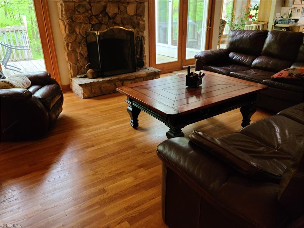 2517 Lakes Edge Point High Point, NC 27265 - Photo 13 of 29 Gallery Image 13