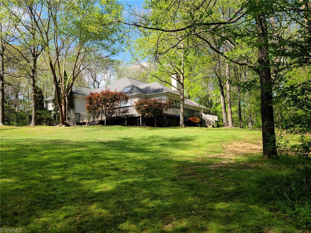 2517 Lakes Edge Point High Point, NC 27265 - Photo 5 of 29 Gallery Image 5
