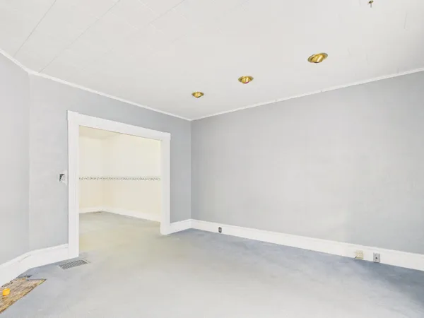 $164,900 | 114 Exchange Street, Ashland, ME 04732