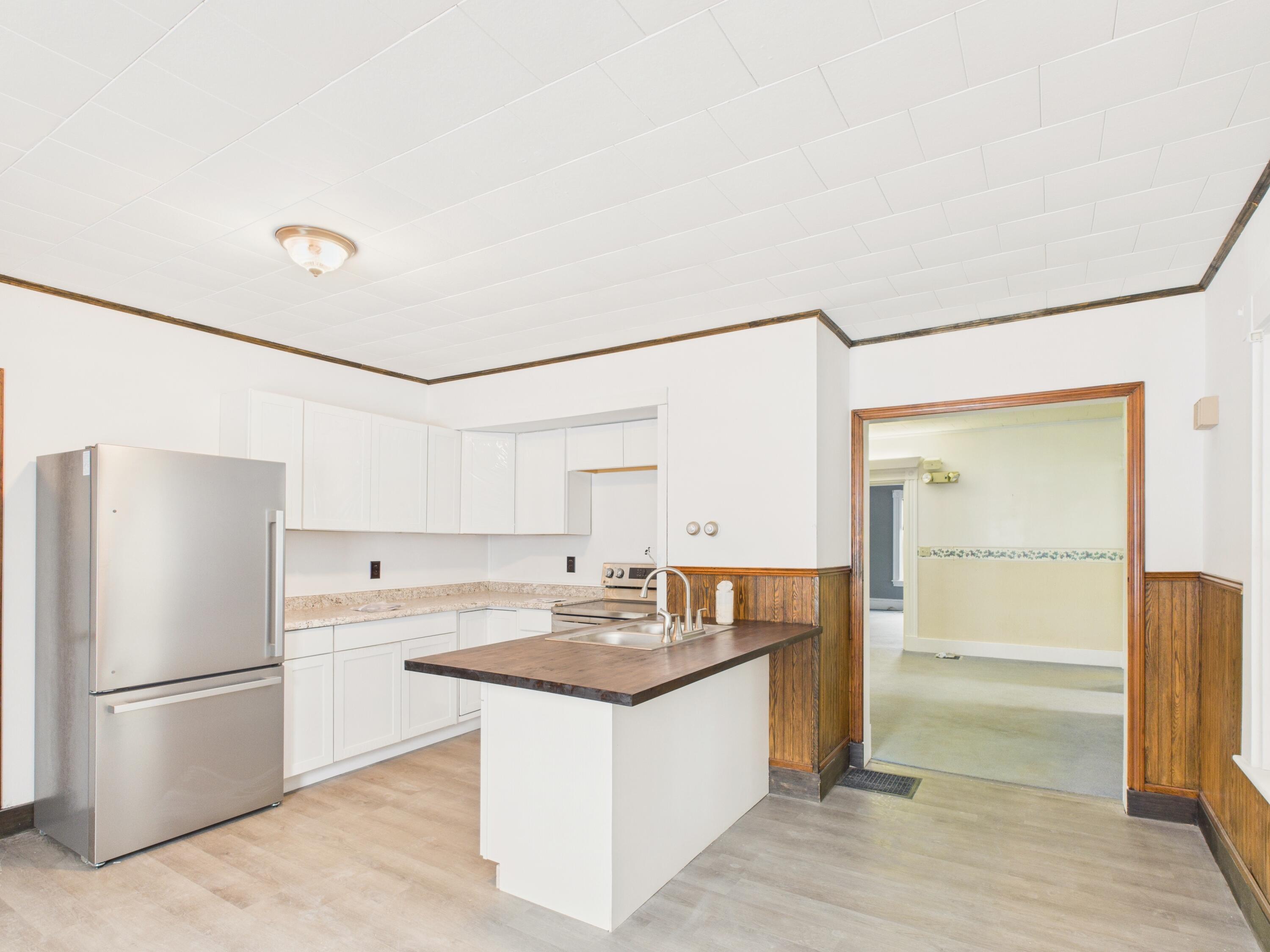 114 Exchange Street Ashland, ME 04732 - Photo 19 of 44 114 Exchange St Ashland 2026 (22)