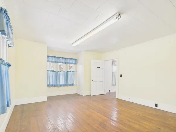 $164,900 | 114 Exchange Street, Ashland, ME 04732