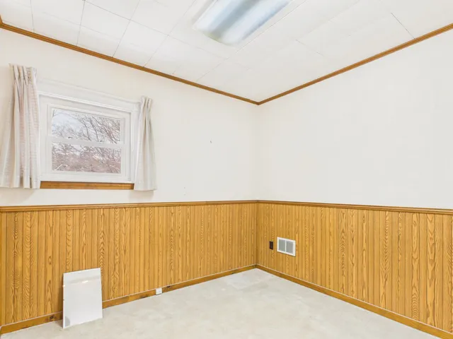 $164,900 | 114 Exchange Street, Ashland, ME 04732