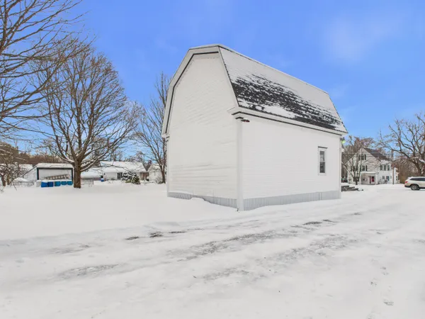 $164,900 | 114 Exchange Street, Ashland, ME 04732