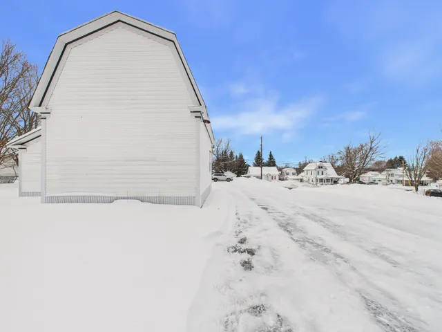 $164,900 | 114 Exchange Street, Ashland, ME 04732