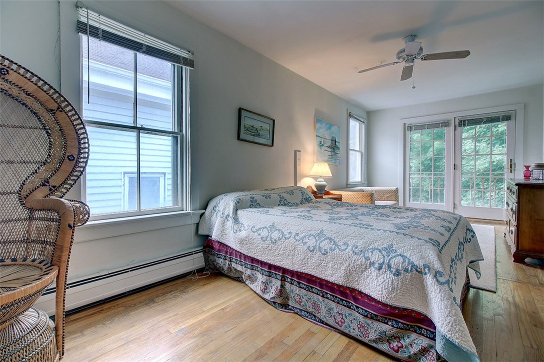 12 Howard Street Newport, RI 02840 - Photo 20 of 28
