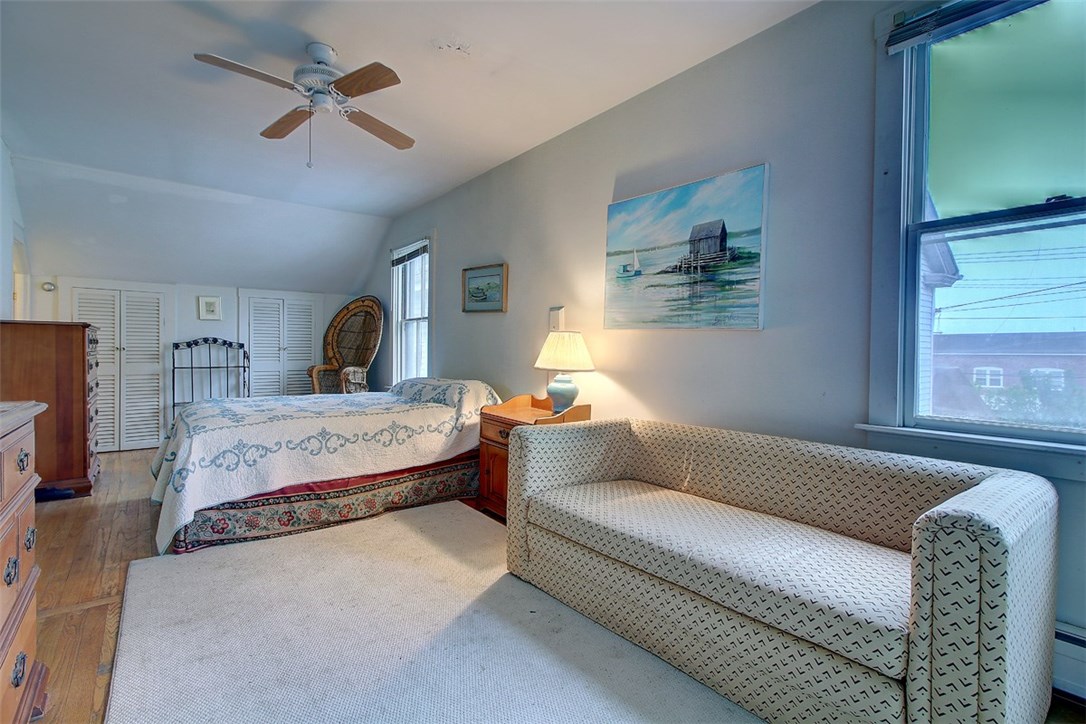 12 Howard Street Newport, RI 02840 - Photo 21 of 28