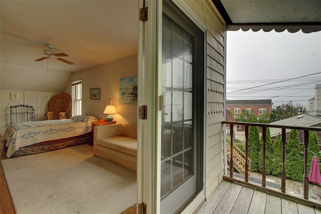 12 Howard Street Newport, RI 02840 - Photo 26 of 28