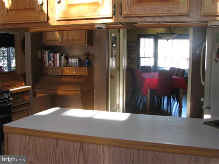 113 Ridgeview Lane Doylestown, PA 18901 - Photo 13 of 24 Kitchen
