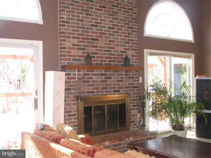 113 Ridgeview Lane Doylestown, PA 18901 - Photo 8 of 24 Family Room
