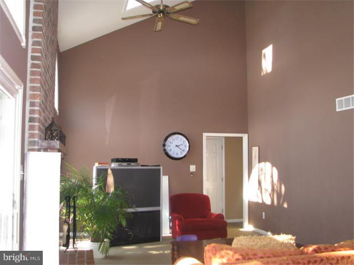 113 Ridgeview Lane Doylestown, PA 18901 - Photo 10 of 24 Family Room