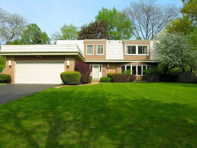 205 River Road Deerfield, IL 60015 - Photo 1 of 24