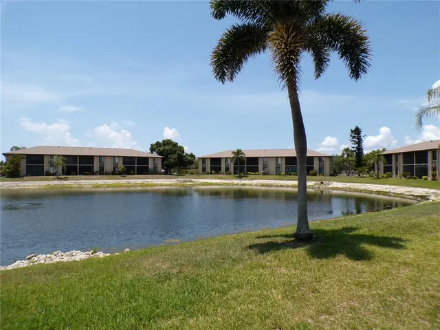 $169,000 | 4016 Oakview Drive, Unit J6, Punta Gorda, FL 33980
