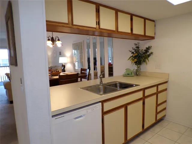 $169,000 | 4016 Oakview Drive, Unit J6, Punta Gorda, FL 33980