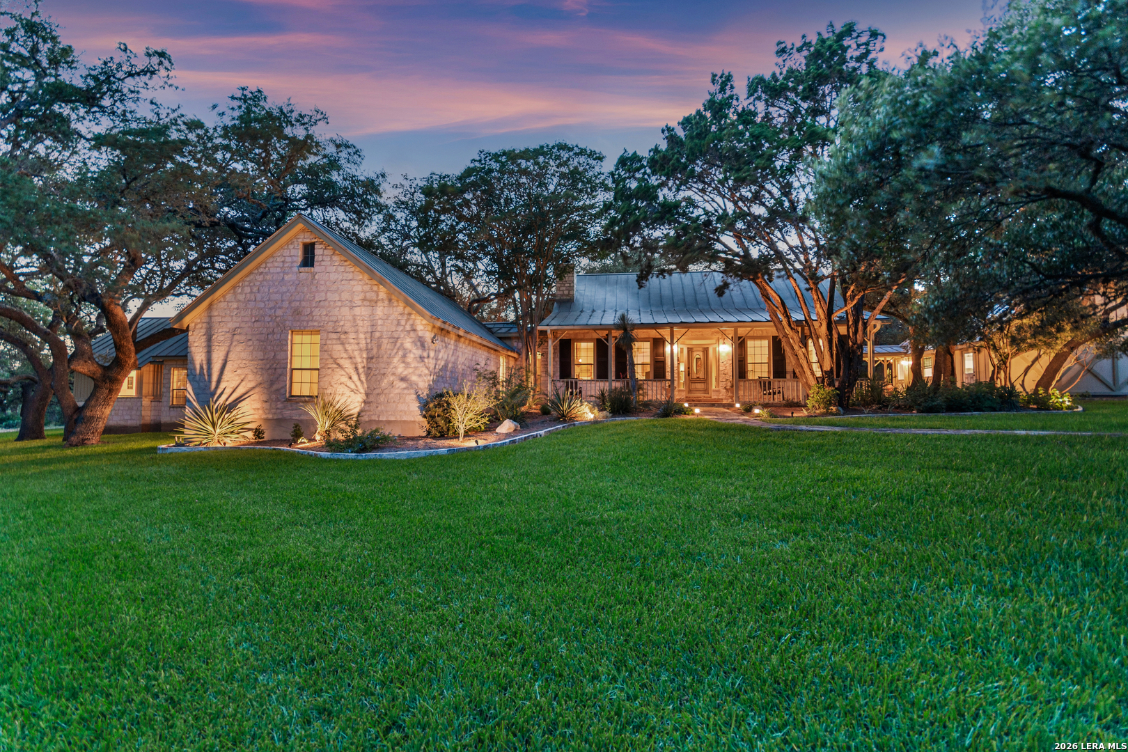122 Woodland Ranch Road Boerne, TX 78015 - Photo 1 of 66