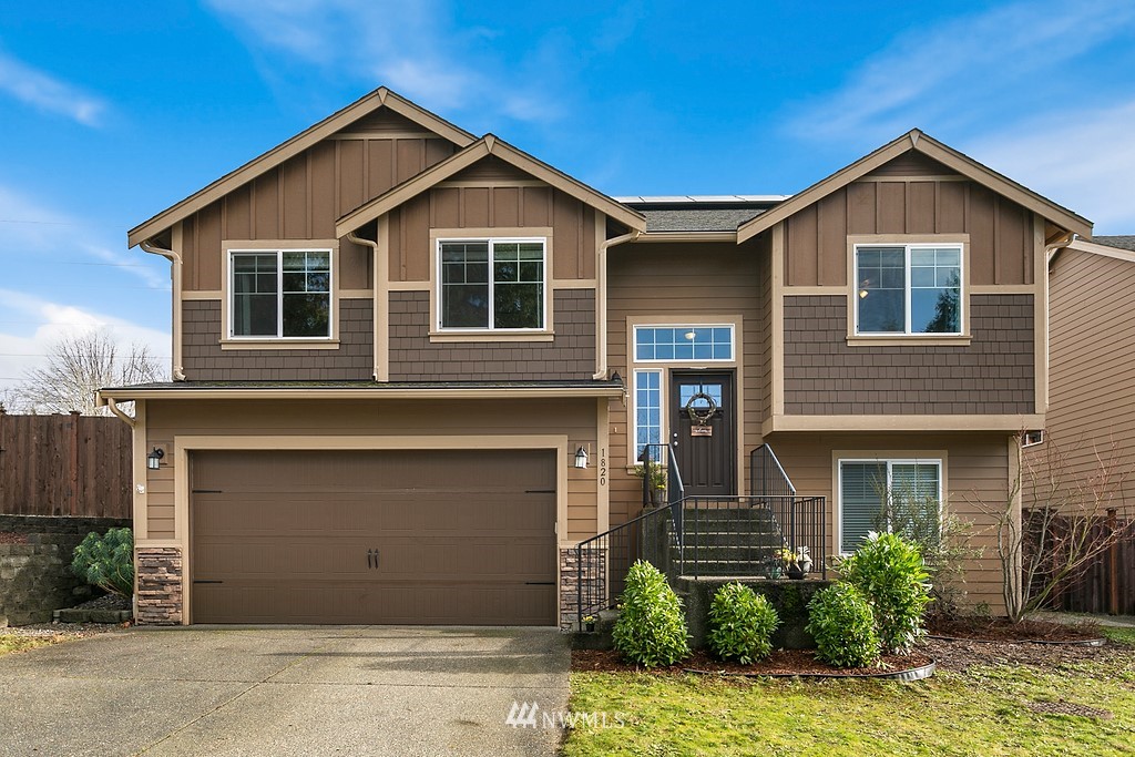 1820 Pierce Avenue Northeast Renton, WA 98056 - Photo 1 of 28 Gallery Image 1