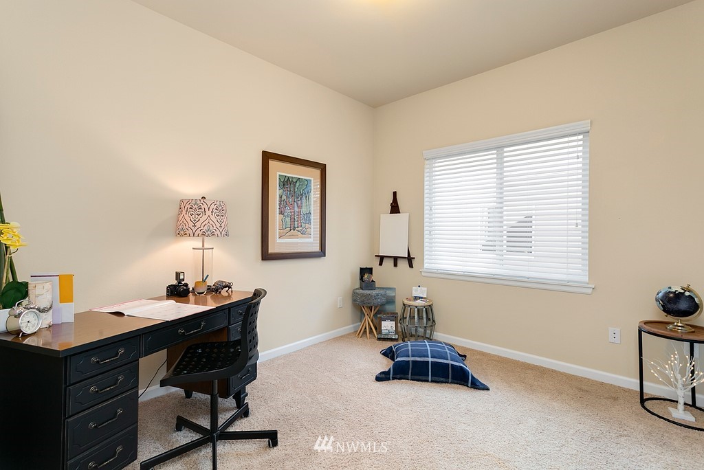 1820 Pierce Avenue Northeast Renton, WA 98056 - Photo 12 of 28 Gallery Image 12