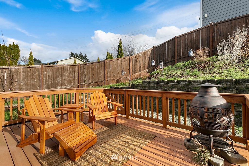 1820 Pierce Avenue Northeast Renton, WA 98056 - Photo 21 of 28 Gallery Image 21