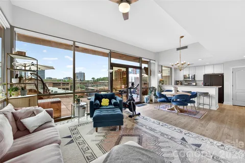 $460,000 | 315 Arlington Avenue, Unit 503, Charlotte, NC 28203