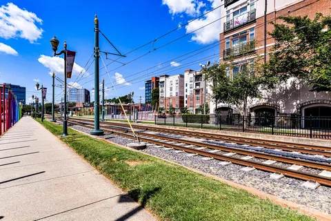 $460,000 | 315 Arlington Avenue, Unit 503, Charlotte, NC 28203