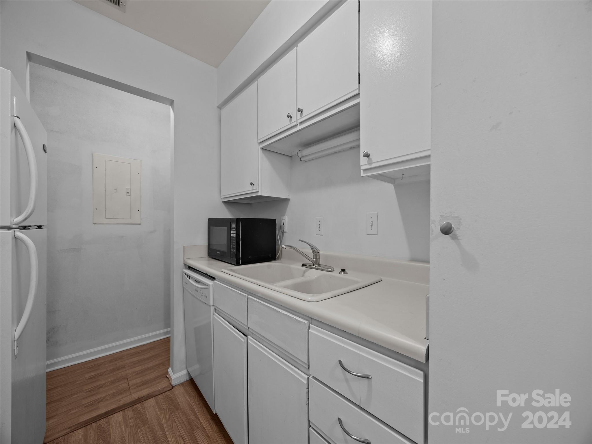 110 Heywood Road, Unit 14D Arden, NC 28704 - Photo 5 of 20
