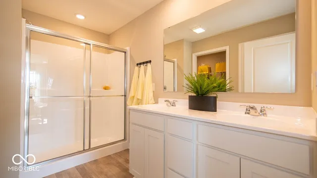 $384,900 | 2600 Kingman Drive, Whitestown, IN 46075