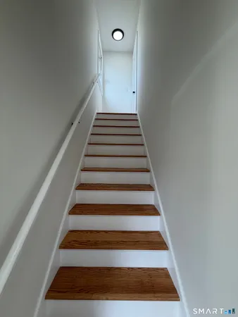 $2,500 | 163 Collins Street, Unit 2, New Britain, CT 06051