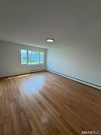 $2,500 | 163 Collins Street, Unit 2, New Britain, CT 06051